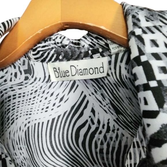 Womens M Blue Diamond Black & White Weird Girl Abstract Whimsigoth Button Shirt - Picture 3 of 5